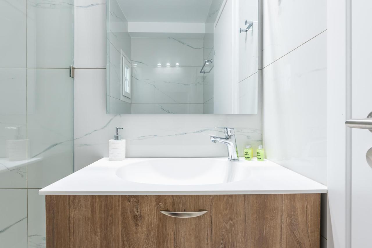 Stylish 1Br Apartment In The Heart Of Koukaki Athens Exterior photo